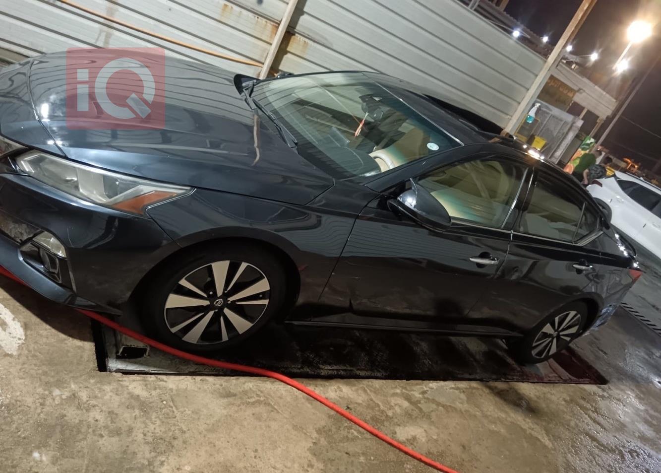 نیسان ئەلتیما